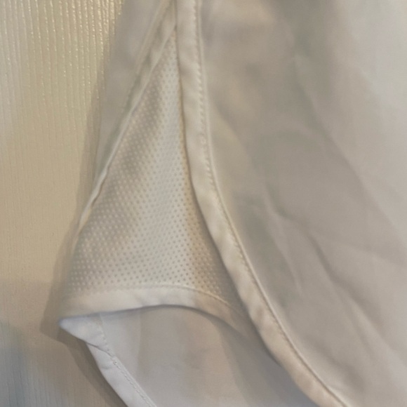 Nike Womens Medium White Dri-Fit Tempo Lined Running Shorts - Picture 2 of 12